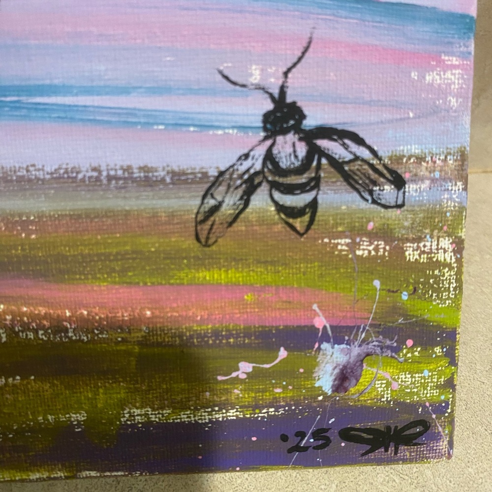 🐝🦋 Hand painted 🦋 🐝 Canvas 🖼️ matte and gloss acrylic paint 🎨1 of a kind